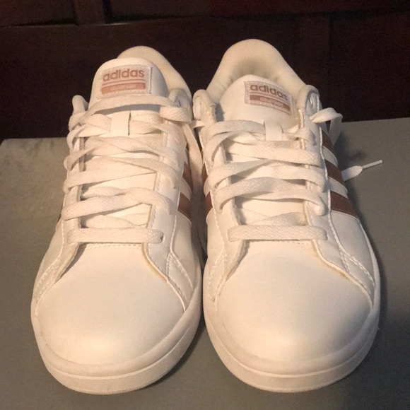 Adidas rose gold cloudfoam stripe sneaker - Picture 2 of 7